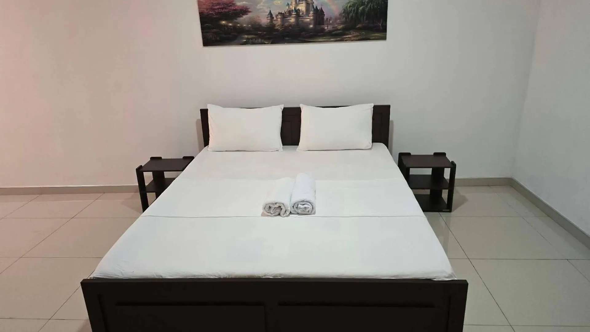 Room In Guest Room - Kandy City View Mpm Guest Room - 3B2 Guest house