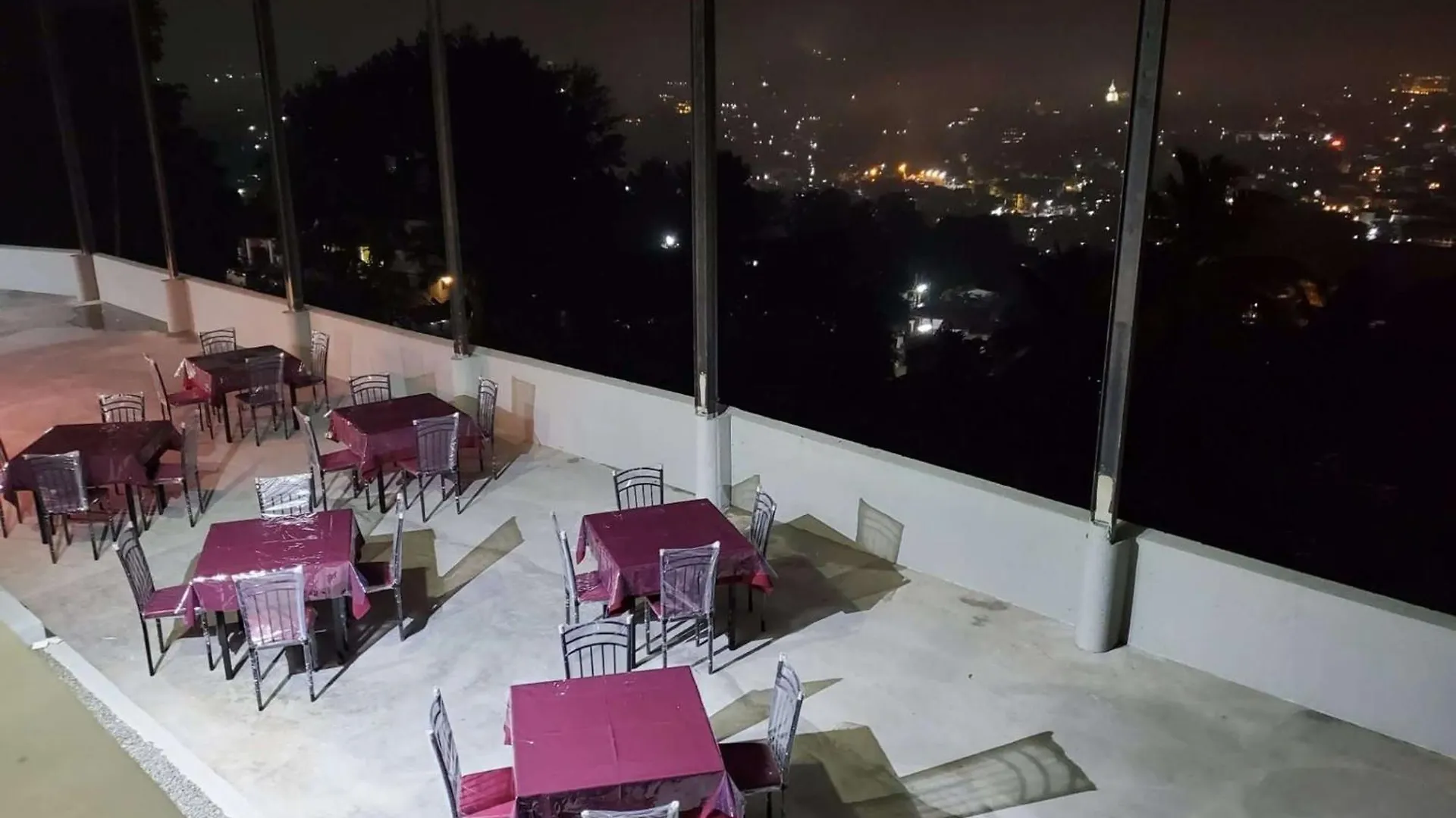 Room In Guest Room - Kandy City View Mpm Guest Room - 3B2 0*,  Sri Lanka