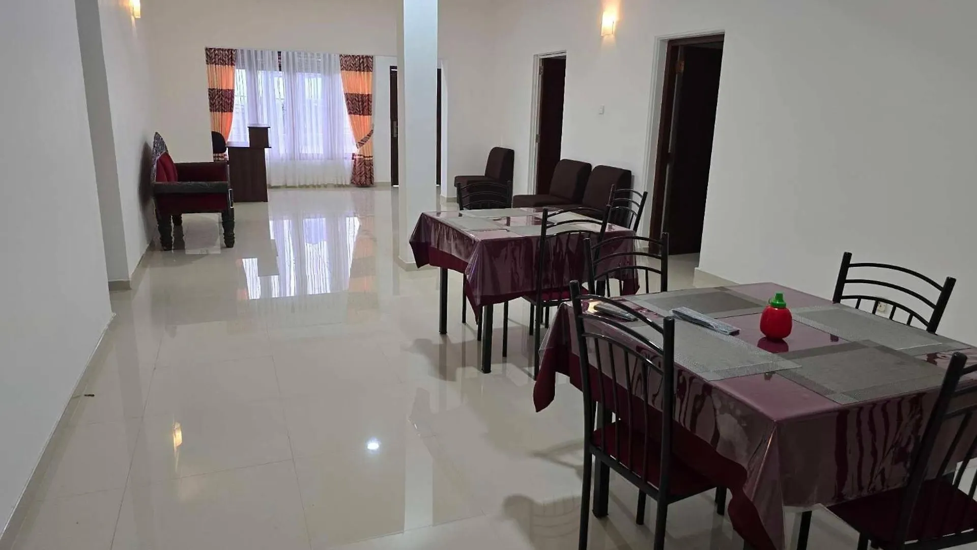 Room In Guest Room - Kandy City View Mpm Guest Room - 3B2 Guest house